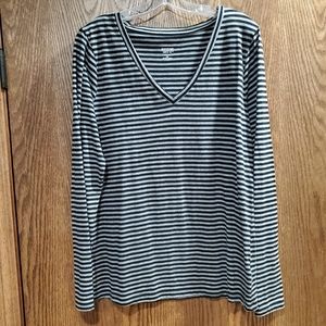 Mossimo Supply Co Black & Grey Stripe Vee Neck Long Sleeve Tee Shirt Size…